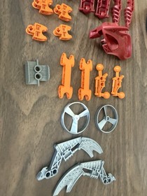 LEGO BIONICLE: Visorak Vohtarak (8742) Complete With Instructions In Canister