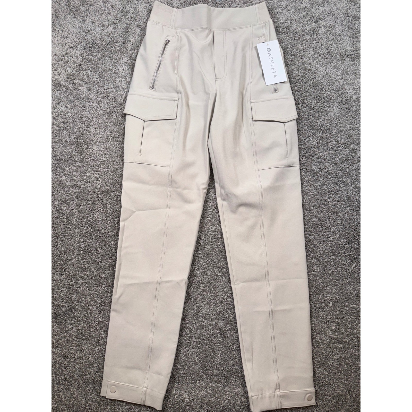 Athleta Endless Cargo Pant Beige Breathable Quick Dry Womens Sz 0 NEW