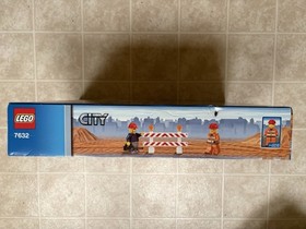 LEGO City Construction 7632 Crawler Crane 481 pcs Ages 5-12 [UNOPENED, SEALED]