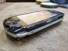 Sony PSP-1001 B2 PlayStation Portable Handheld Game Console For Parts, Untested