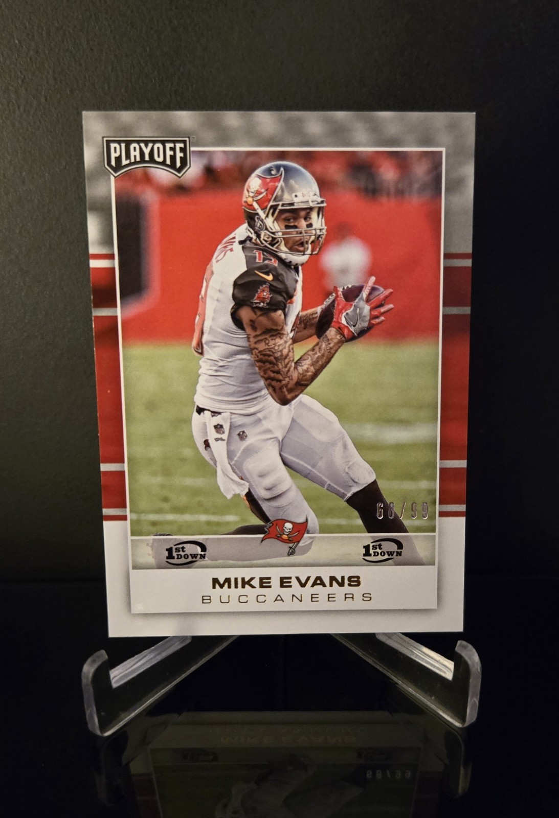 #'ed/99 🔥 MIKE EVANS SP 2017 Panini Playoff 1st Down Gold Variation No. 86 