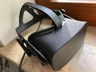 Oculus Rift CV1 - Virtual Reality Brille - ideal zum Einstieg - TOP!