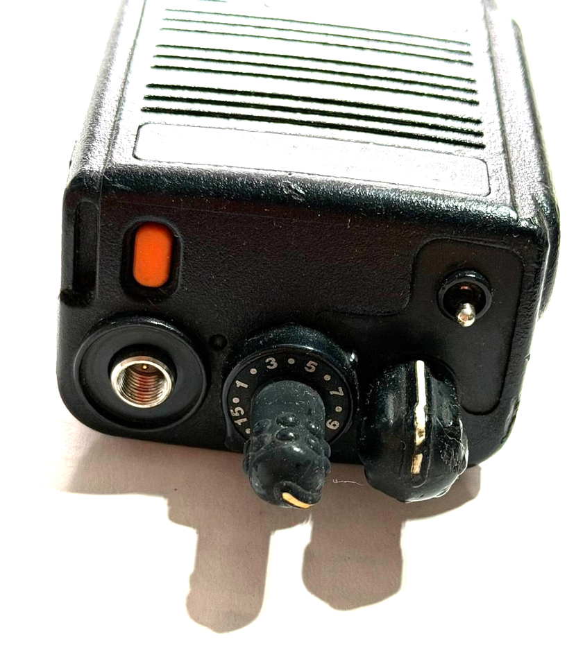Mts2000 Motorola MTS2000 H01SDF9PW1BN UHF 470-512Mhz Radio - No Battery NO ...