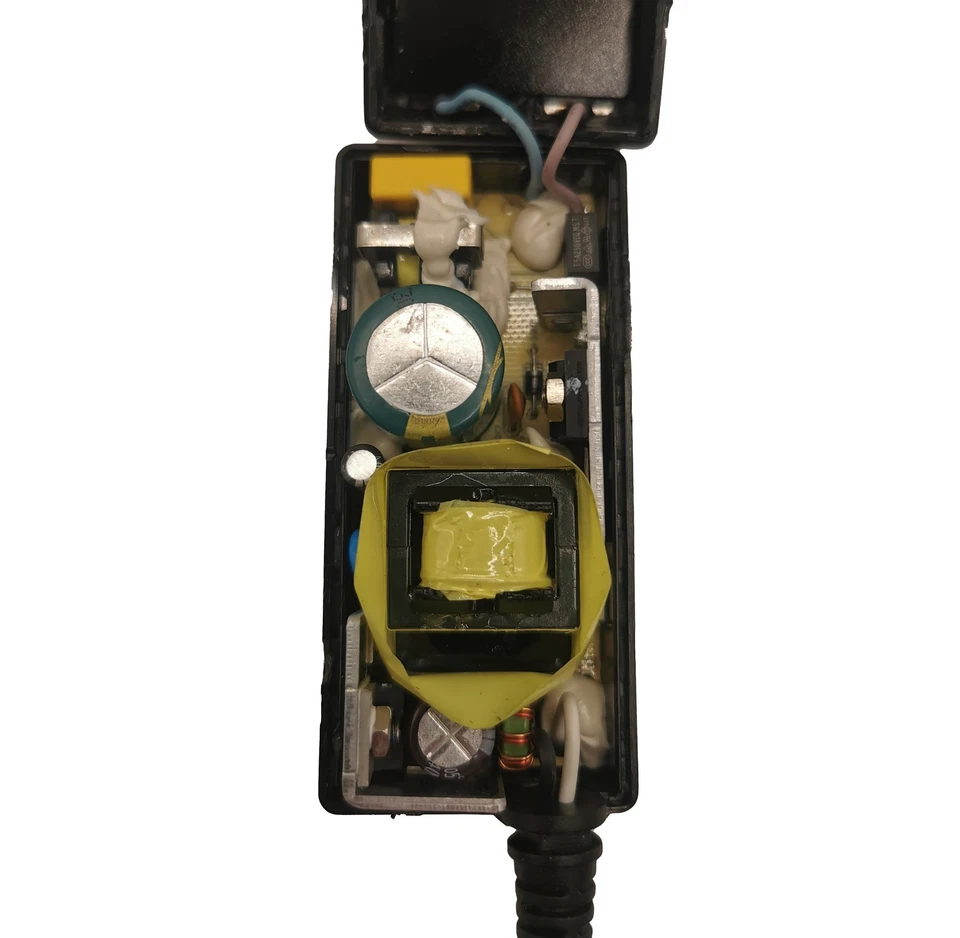 12V SAGEMCOM RT195 T2 HD UK FREEVIEW RECORDER AC-DC Switching Adapter CHARGER - Image 4 of 4