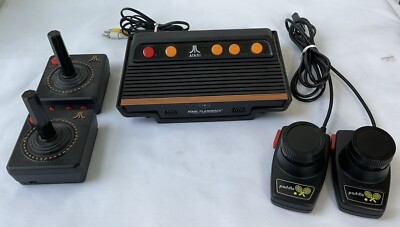 Atari Flashback 6 Classic Game Console W/ 4 Controllers NO POWER CORD !!