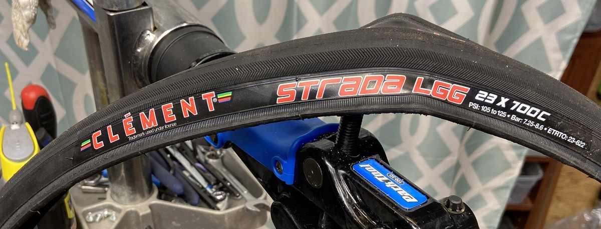Clement Strada LGG 23 x 700c Folding Bead Road bike tire