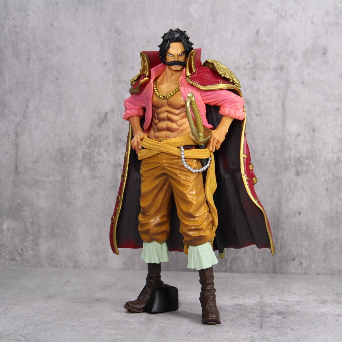 23cm Gol D.Roger Figure Model One Piece Anime PVC Fighting