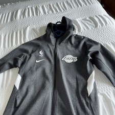 Nike LA Lakers Therma Flex Showtime Hoodie Me...