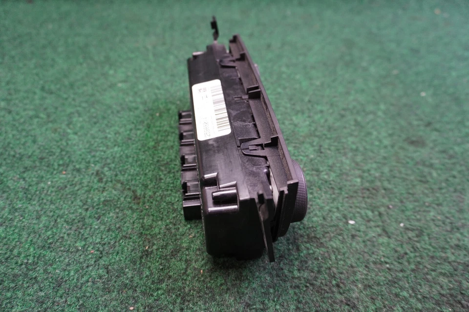 Chevrolet Impala 2006-2011 control de aire acondicionado 25988014 OEM Foto 3 de 4