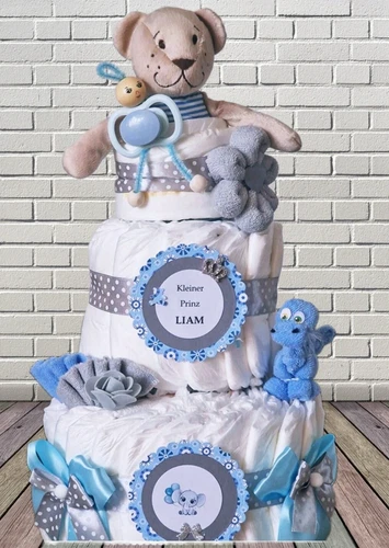 Windeltorte Junge mit Bärchen Schnullermännchen Dino personalisiert mit Namen 
