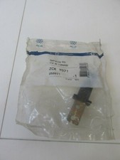 New Telemecanique Operating Key ZCK Y071 059971 France 9822 45012ISU