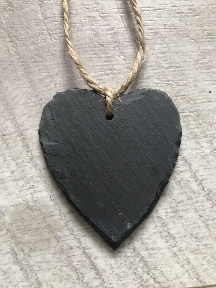 X50 Handmade Natural Slate Heart Mini Chalkboard Tags, Weddings Partys Christmas - Image 3 of 3