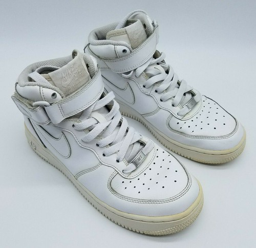 Nike Air Force 1 Mid Top GS Youth's Size 5.5 Sneakers Triple White - Picture 1 of 11