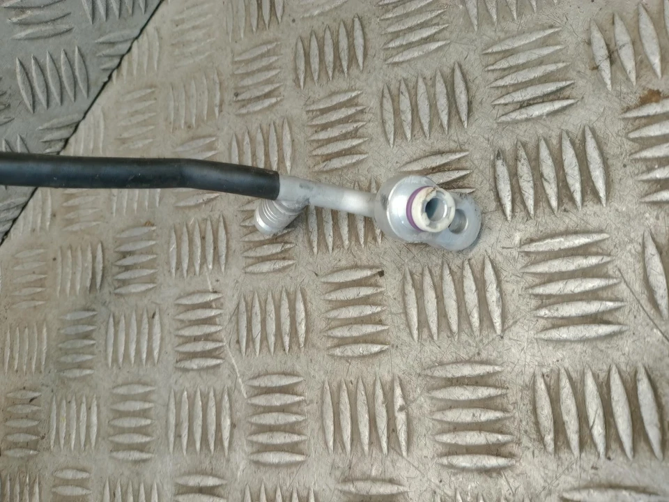 AUDI A6 AC AIR CONDITIONING PIPE HOSE PAIR 4G0260710AH 4G0260701BQ C7 2011 - 18 — 第 4/4 张图片