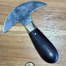 Antique C.S. Osborne Leather Round Knife Head Knife Early Rosewood Handle