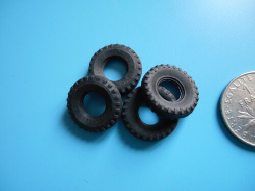4 Pneus noir cranté / 4 tyres black Dinky Toys GB, Guy, Armoured car 18x8 18/8  - Photo 1/1