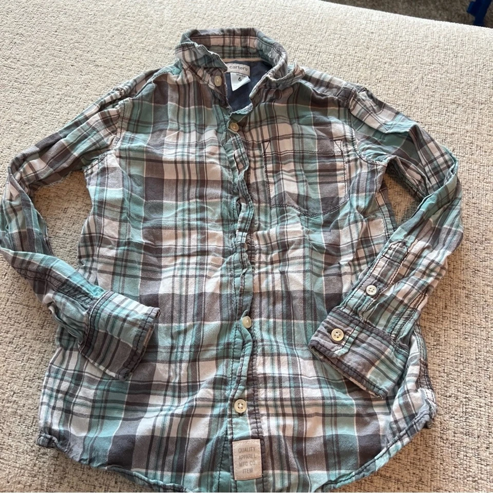 LOTE de 5 piezas de tops para niños talla 6 primavera y verano Under Armour Space Plaid Foto 2 de 4