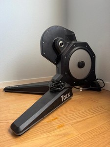 Tacx Flux S Smart Direct Drive Trainer - Black