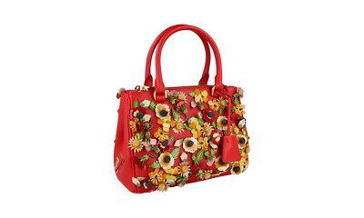 PRADA フラワープリントショルダーバッグ PRADA SAFFIANO FLORAL APPLIQUE GALLERIA HANDBAG 1BA905 RED LEATHER
