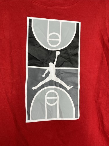 Nike Boy’s Air Jordan Red T-Shirt Size XS (3-4 Years) Short Sleeve - Picture 2 of 4