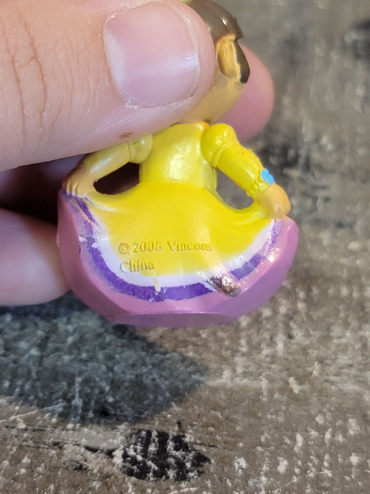 Picture 4 of 5