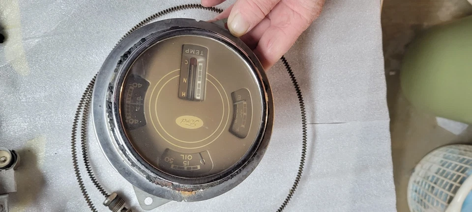 1939 年福特标准仪表组和速度计 二手 — 第 4/4 张图片