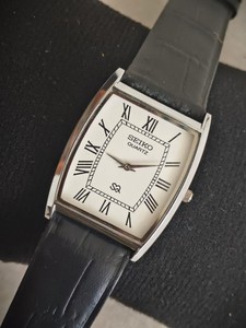 Reloj de Pulsera Vintage Clásico Seiko Slim para Hombre - Pulso de Cuero - Carátula Blanca