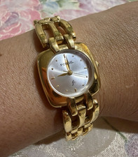 Fossil F2 Women s Quartz Water-Resistant Gold Tone Bracelet Watch Silver Dial