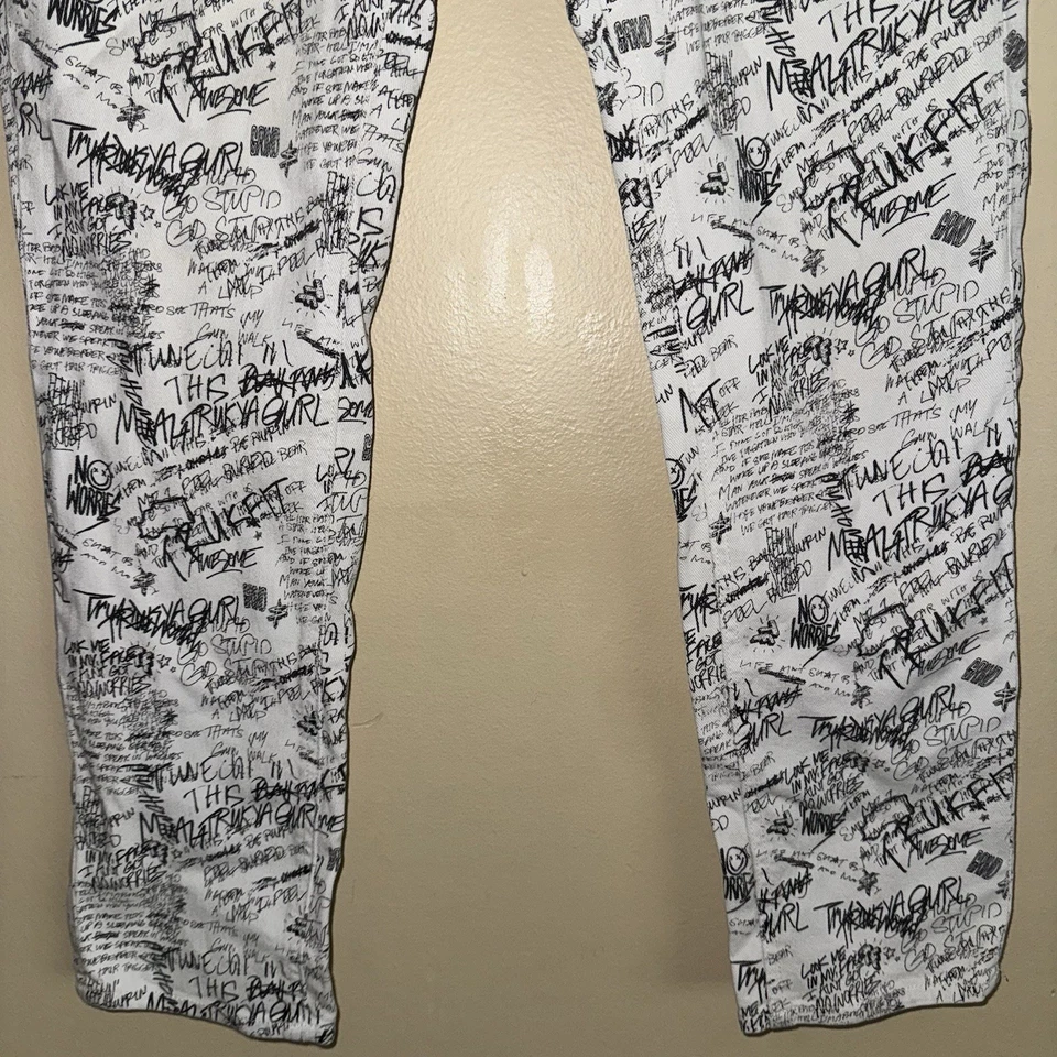 Мужские джинсы Trukfit с белым газетным логотипом размер 32 - Изображение 2 из 4