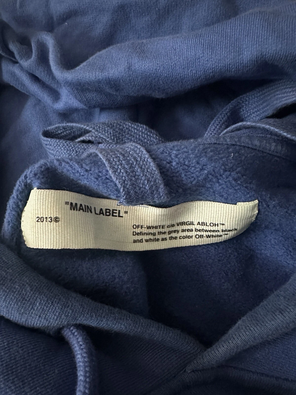 Felpa con cappuccio Off White blu logo sfocato grande nuvola