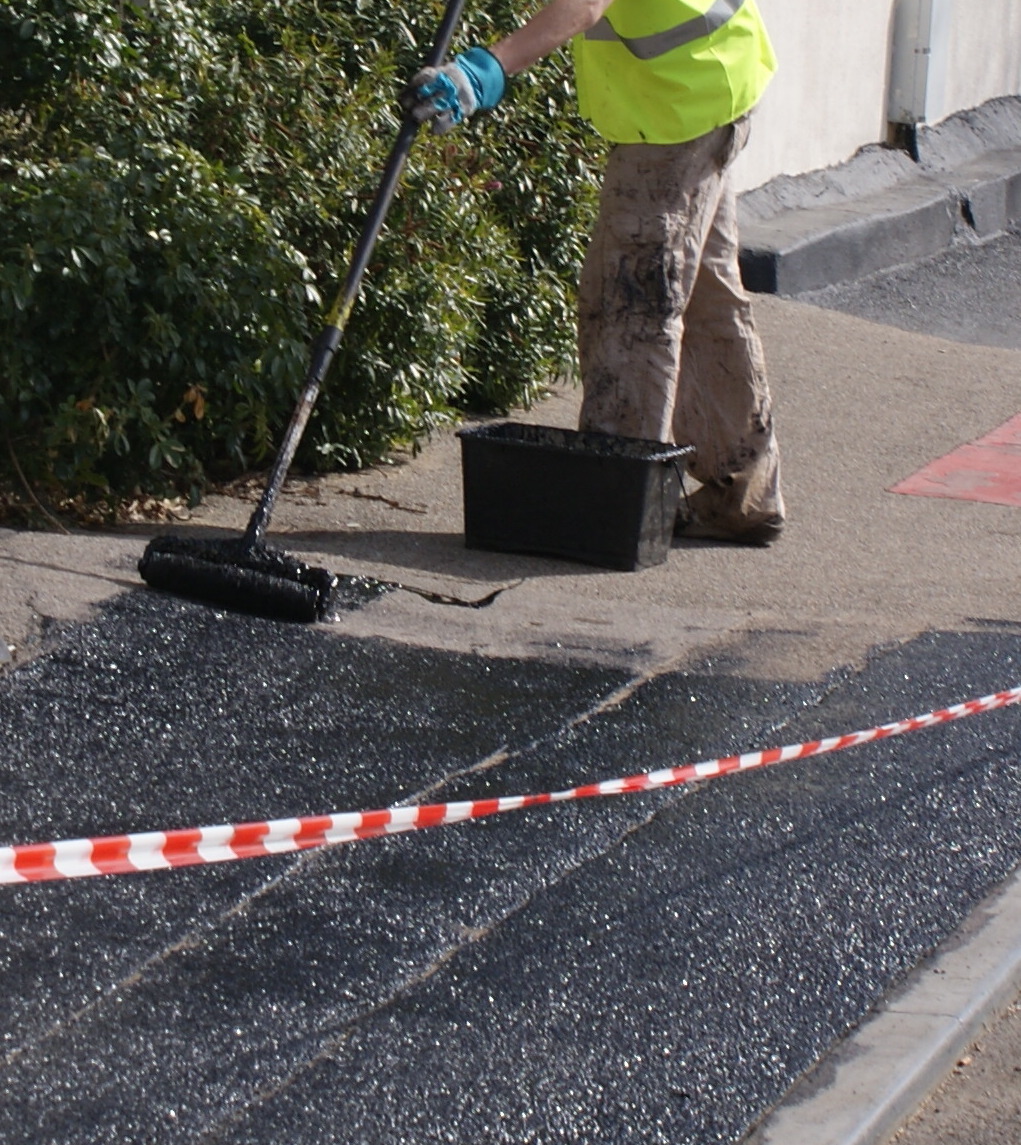 Tarmac Restorer Tarmac Paint Tarmac Sealer Black Bitumen Based 20