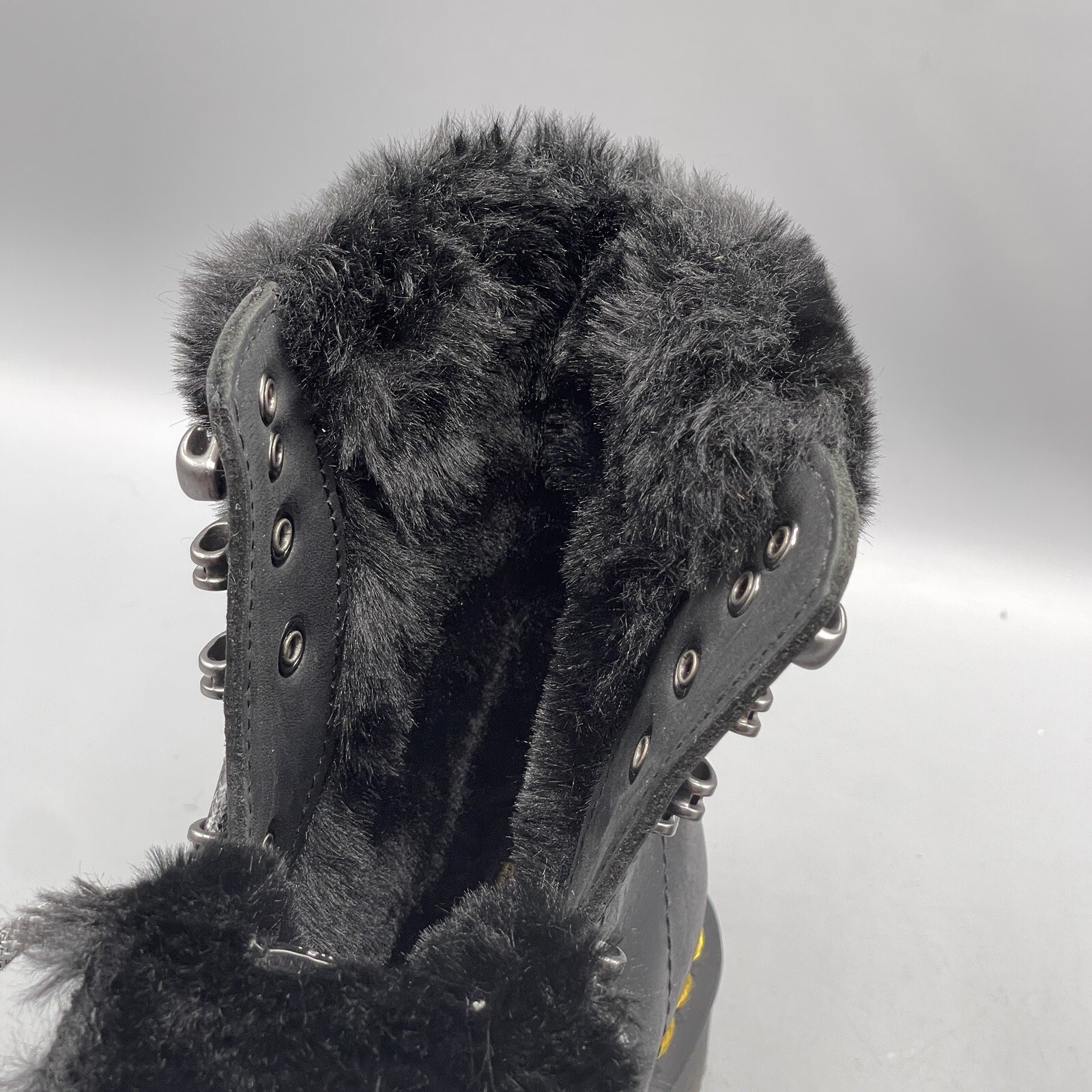 Doc Martens Women's 5 Black Leather Boots Faux Fur Lined WarmWair Serena Dr thumbnail 13