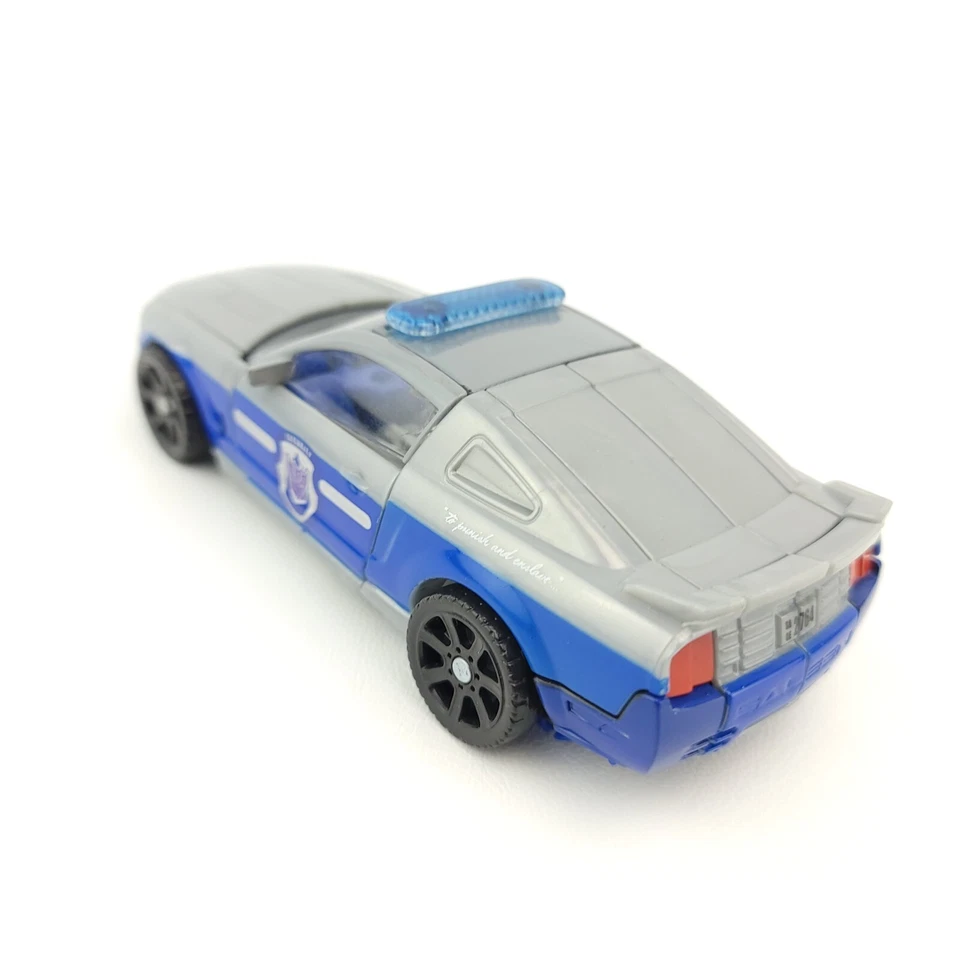 Transformers Recon Barricade Complete TFTM Deluxe With Instructions - Image 4 of 4