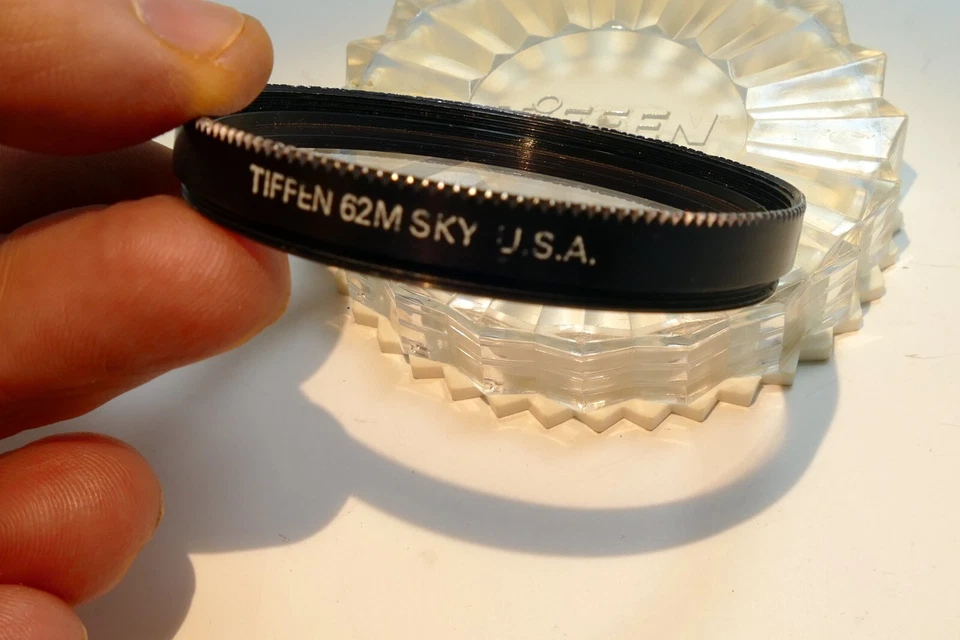 Tiffen SKY 62mm Filter Warming Skylight 1A for telephoto - Image 2 of 4