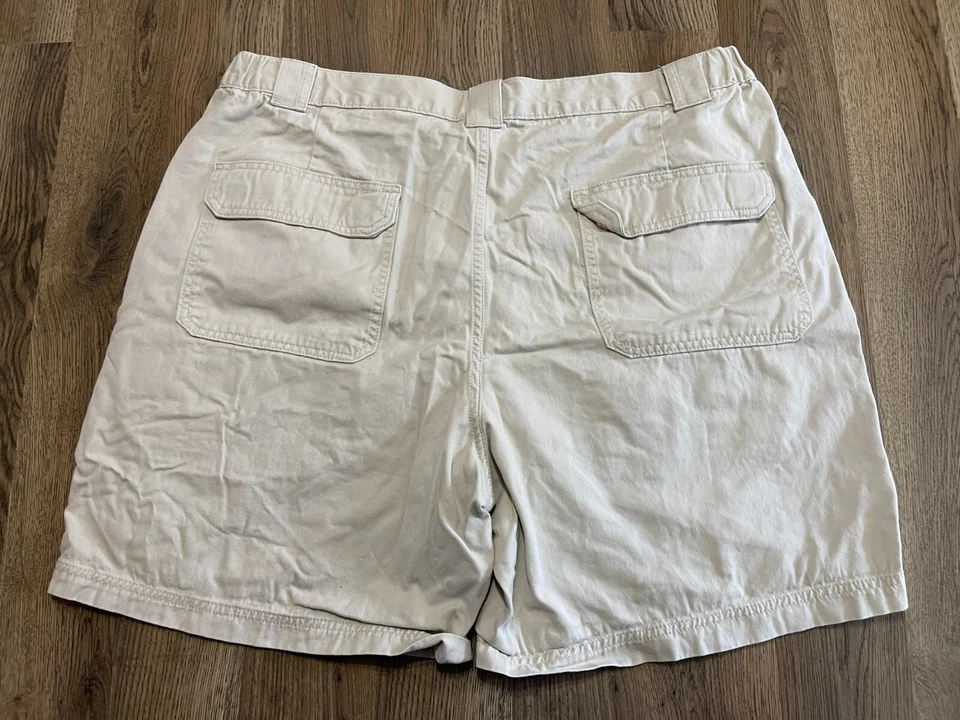 Pantalones cortos Croft & Barrow, para mujer talla 40, tostados, bolsillos Foto 2 de 4