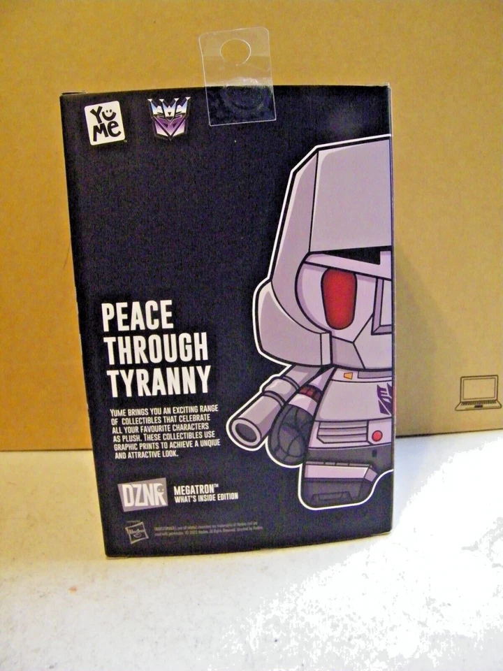 DZNR The Transformers Megatron Yume Whats Inside Edition 03 Hasbro New In Box - Image 2 of 2