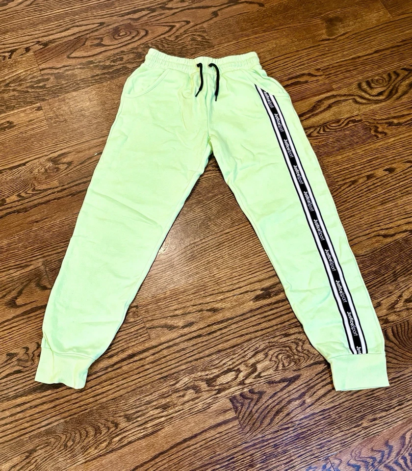 JUSTICIA~Pantalones deportivos verdes lima para niñas~Talla grande 12/14~En muy buen estado~SKU 007 Foto 2 de 4