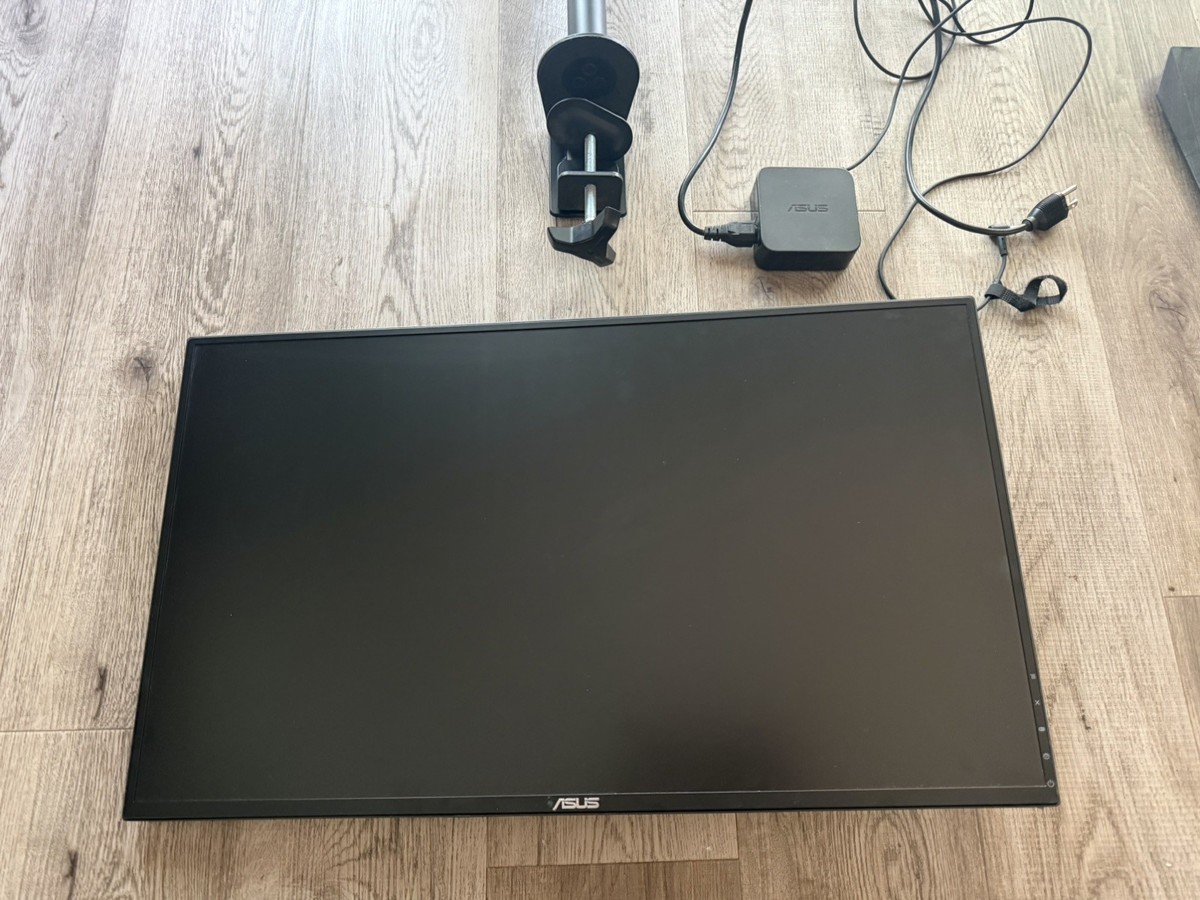 Asus Pg278q Asus Pg27q ASUS ROG Swift PG278Q 1440p 144hz 1ms Response Time 27inch LED Monitor W/  Stand!