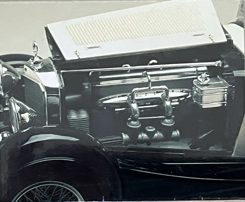 1928 Mercedes Benz Type SS Sonder Kabriolet • Minicraft Academy 1/16 NEW Sealed - Image 4 of 4