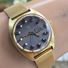 Vintage ELGIN men's manual wind watch Grey dial with blue hour markers 1960s