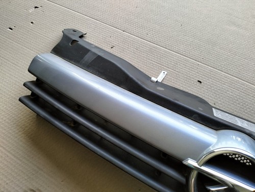 MASCHERINA ASTERIORE Opel Astra H 2005 wagon - Imagen 5 de 8