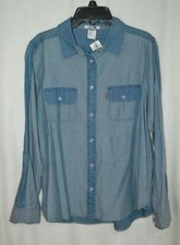 Levi's Women's Tailored Classic Western Blue Long Slevee Shirt Size S - NWT