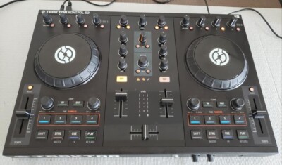 DJ機材 Traktor Konrol S2 Native Instrumets DJ s-l400.jpg