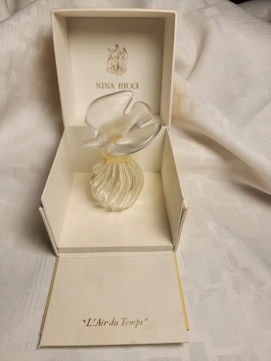 Nina Ricci Lalique In Collectible Decorative Glass & Crystal