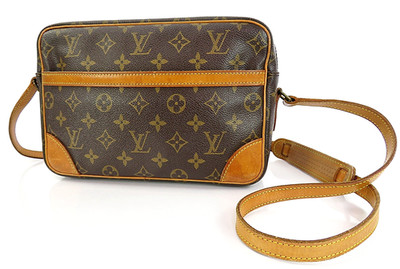 Authentic LOUIS VUITTON Trocadero 27 Monogram Shoulder Bag Purse #64429