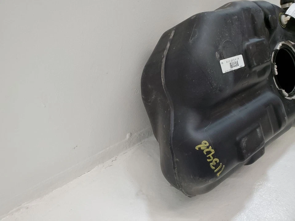 2012 13 14 2015 NISSAN VERSA Fuel Tank 10 Gal 172023AN0A 10-15 Foto 3 de 4