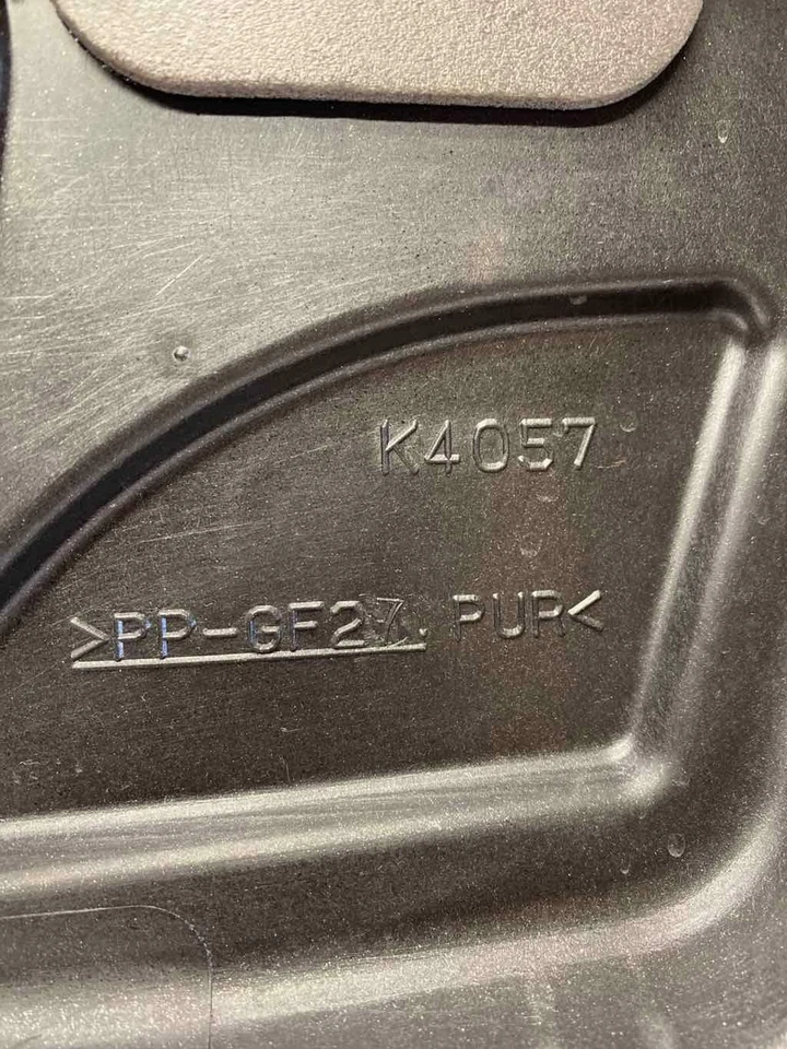 2011 MAZDA 3 передняя дверь отделка панели перевозчик вставить правой стороне пассажира RH G - Изображение 4 из 4