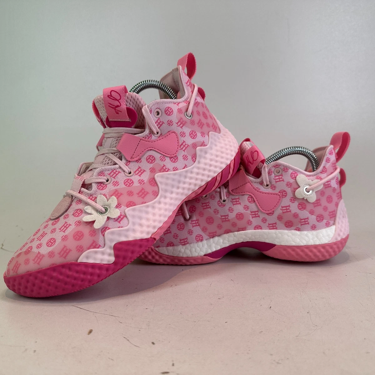 Uk basketball pink shoes sale