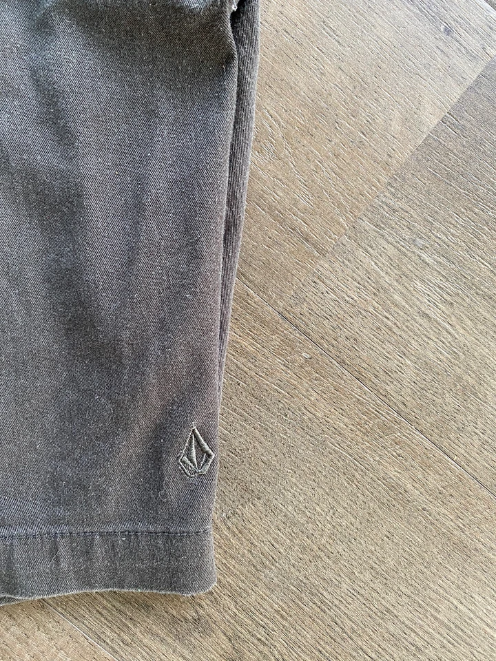 Volcom Big Boys' Gray Vmonty Shorts Size 28 - Image 4 of 4