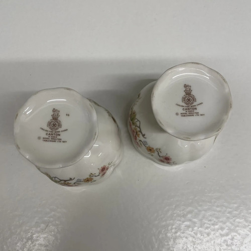 Pair of Vintage 1977 Royal Doulton Canton English Fine Bone China Candle Holders - Picture 7 of 11